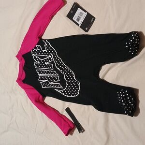 NIKE Infant Footsie Outfit NWT